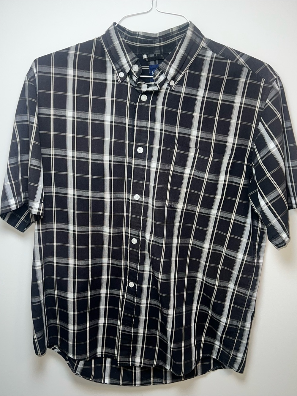Basic Editions Black and White Plaid Short-Sleeve Button-Down Shirt (Flaw)